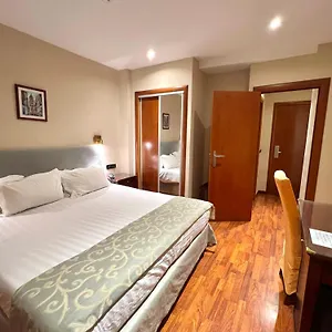 2* Отель Carlos V
